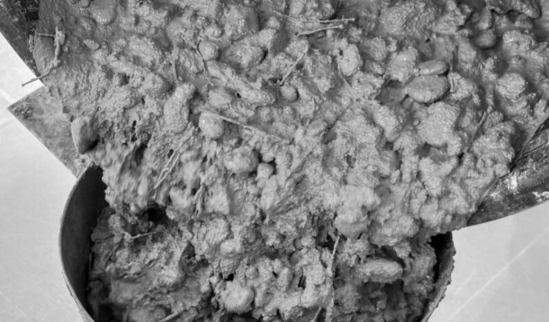 In fibre-reinforced concrete production, getting the concrete design right is critical to ensuring the homogeneous distribution of the fibres.&nbsp;