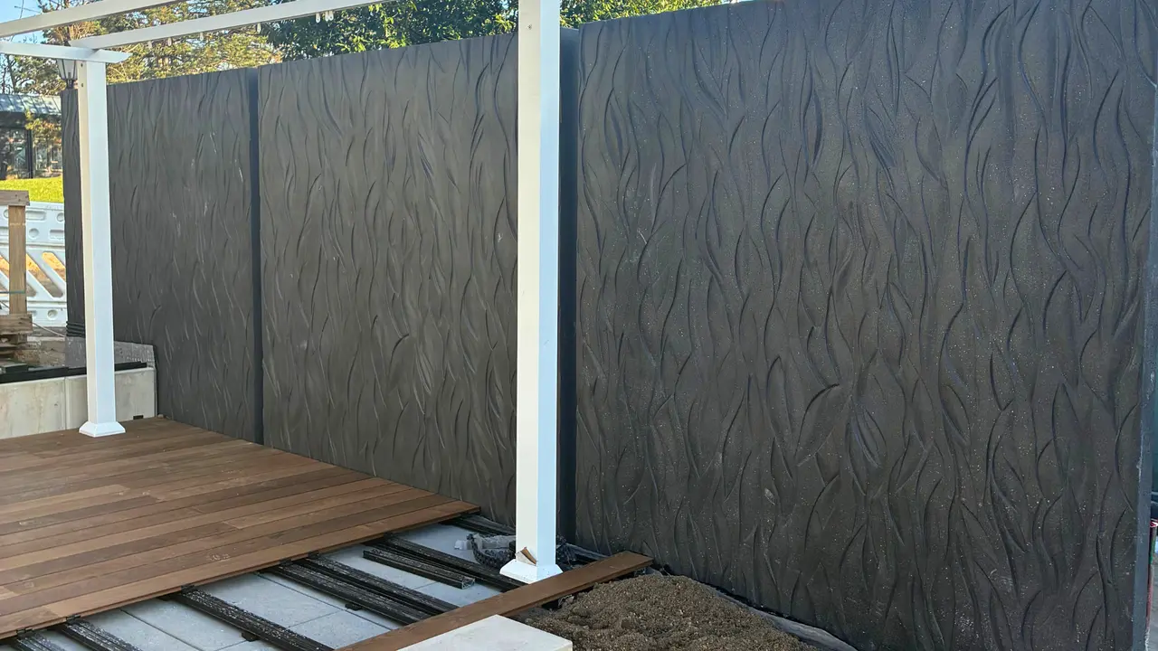 Privacy screening for the terrace area at the ©Jakobsberg Nature Resort.