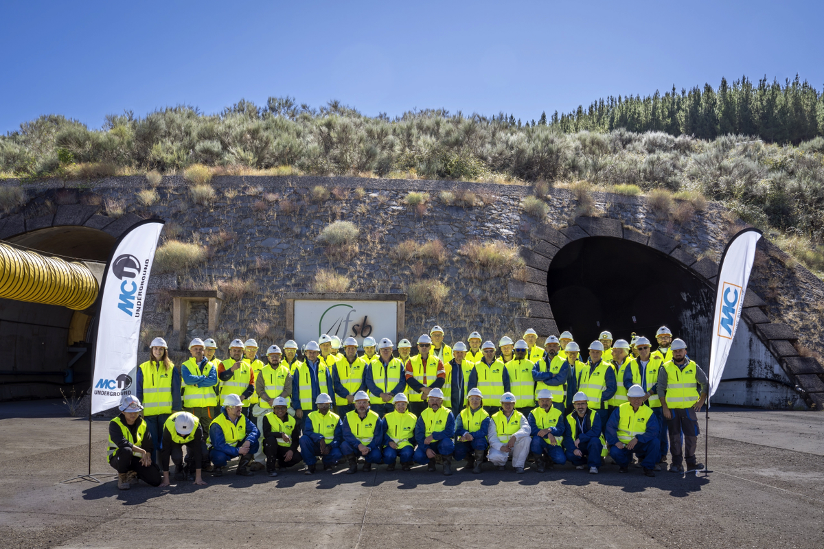 Photo of the wider MCU team with over 40 specialists spanning all continents. 